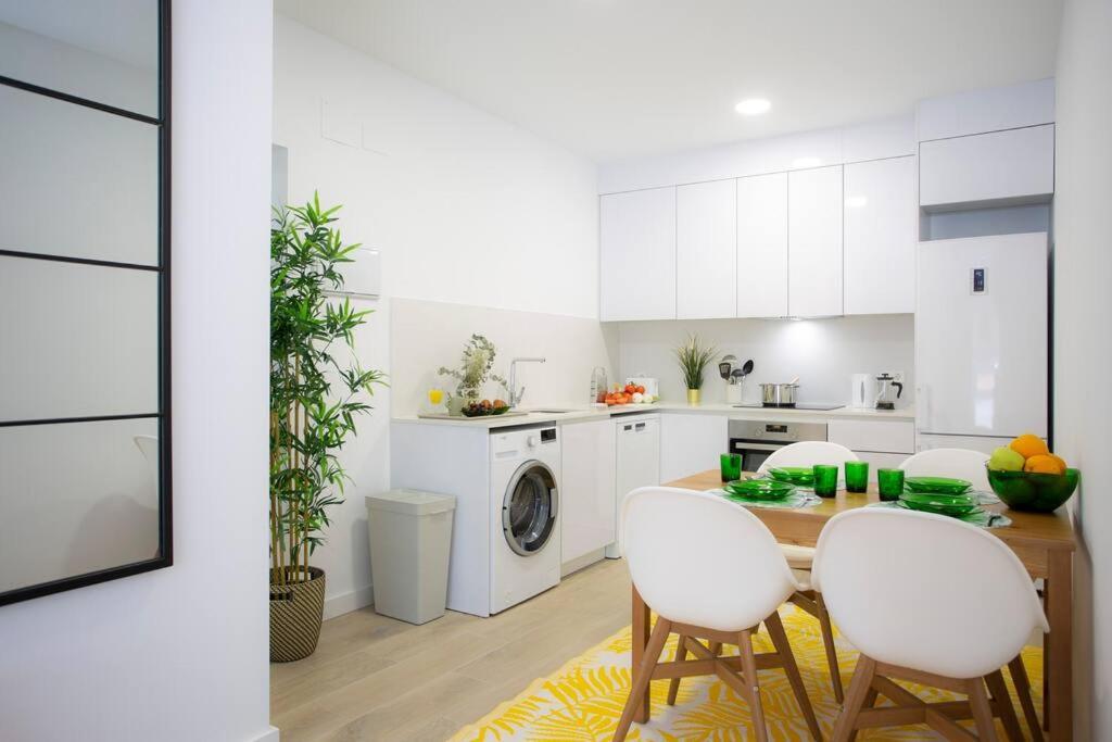 Elegante Apartamento Cerca De La Playa Apartment Валенсия Екстериор снимка